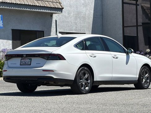 Used 2023 Honda Accord EX-L image 5