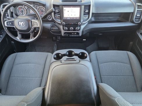 Used 2024 RAM 2500 Tradesman w/ Chrome Appearance Group image 20