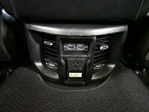 Used 2024 RAM 2500 Laramie image 15