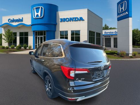 Used 2021 Honda Pilot Touring image 4