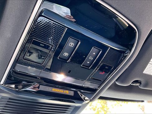 New 2026 Land Rover Range Rover Sport Dynamic SE image 21