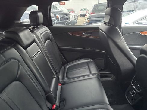 Used 2019 Lincoln Nautilus Reserve image 15