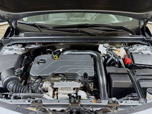 Certified 2025 Chevrolet Malibu LT FWD image 28