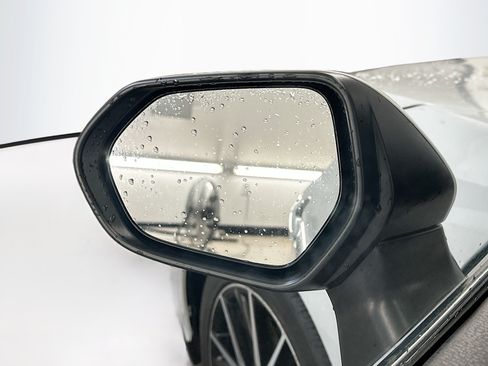 Used 2023 Toyota Camry SE FWD image 16