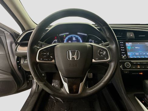 Used 2019 Honda Civic Touring image 13