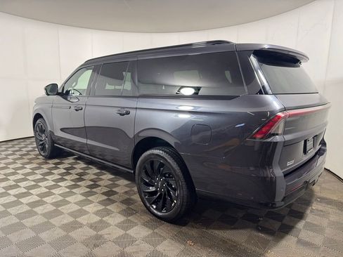 New 2025 Lincoln Navigator L Reserve w/ Jet Appearance Package image 3