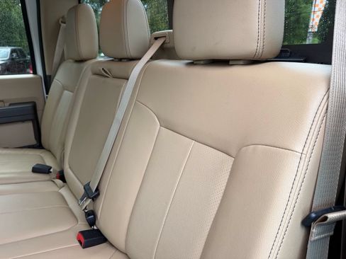 Used 2016 Ford F250 Lariat w/ Lariat Ultimate Package AWD/4WD image 17