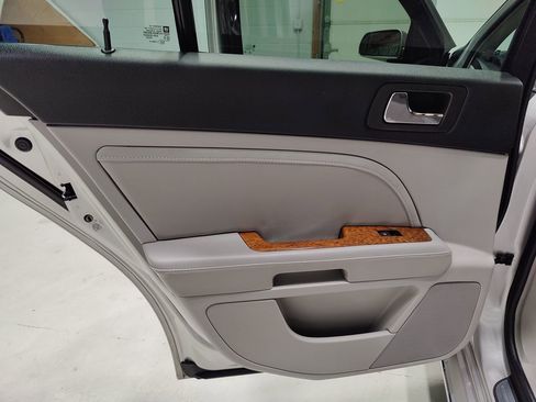 Used 2008 Cadillac STS AWD w/ Preferred Equipment Group image 47