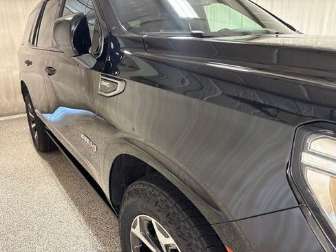 Used 2022 GMC Yukon AT4 w/ Technology Package AWD/4WD image 9