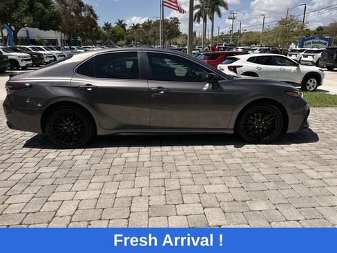 Used 2021 Toyota Camry SE FWD image 14
