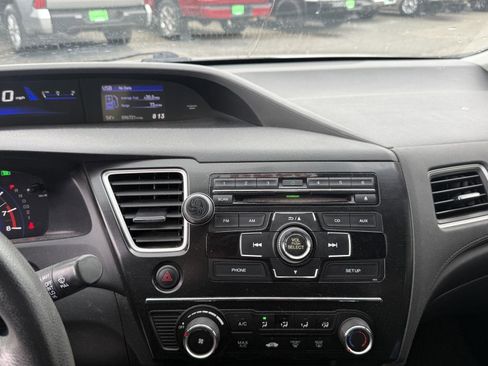Used 2013 Honda Civic LX image 14