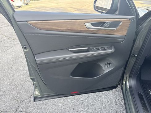 New 2026 Volkswagen Atlas SE image 24