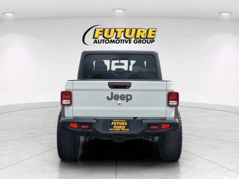Used 2021 Jeep Gladiator Rubicon w/ Trailer Tow Package AWD/4WD image 8