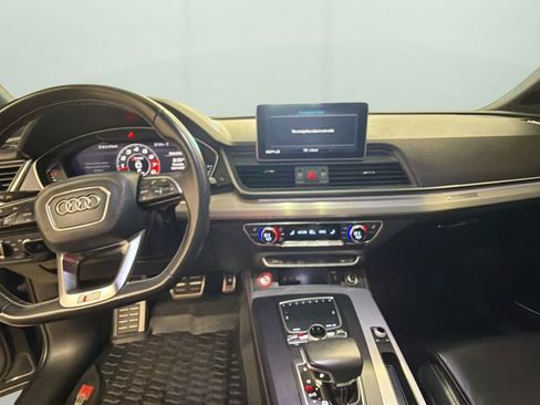 Used 2018 Audi SQ5 Prestige w/ Prestige Package AWD/4WD image 10