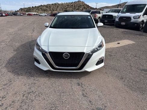 Used 2021 Nissan Altima 2.5 S w/ Driver Assist Package FWD image 2