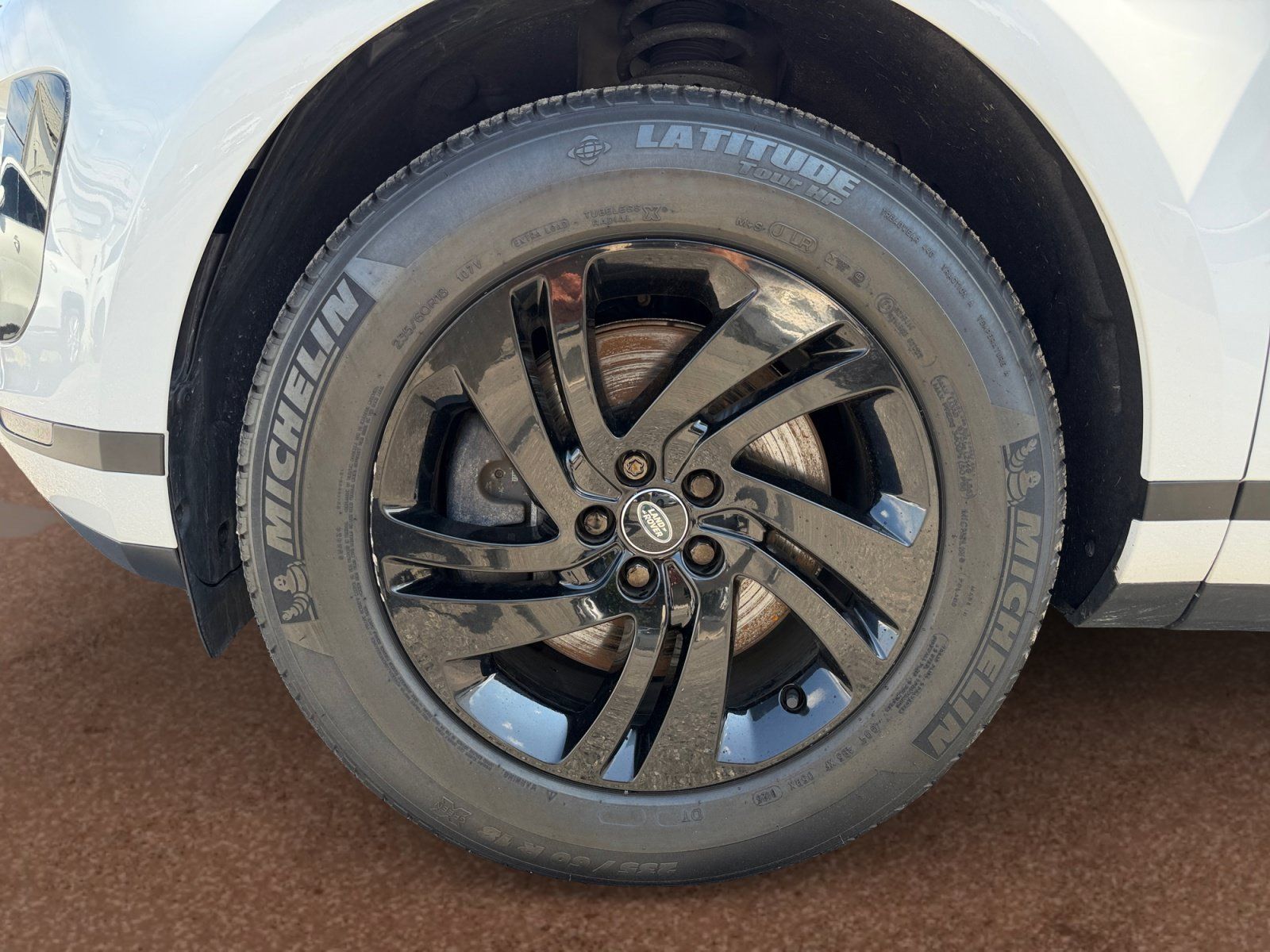 Used 2024 Land Rover Range Rover Evoque S AWD/4WD image 9