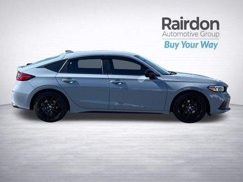 Used 2022 Honda Civic Sport image 8