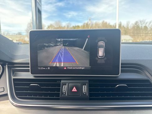 Used 2018 Audi SQ5 Premium Plus w/ S Sport Package image 24