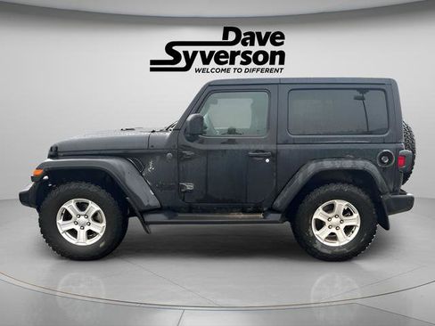 Used 2022 Jeep Wrangler Sport AWD/4WD image 7