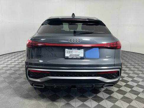 Used 2025 Audi Q5 Premium Plus w/ Premium Plus AWD/4WD image 8