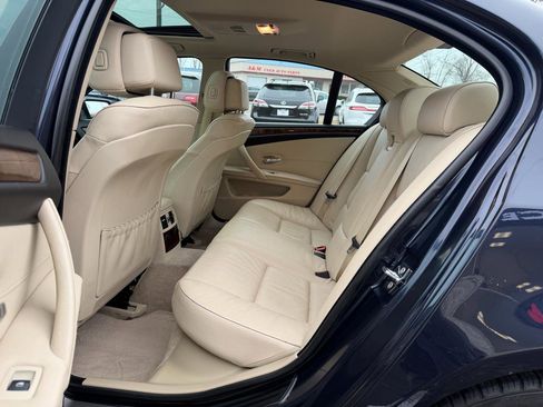 Used 2009 BMW 528i xDrive Sedan image 11