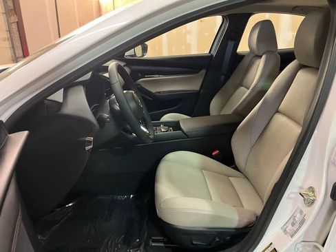 Used 2025 MAZDA MAZDA3 s image 15