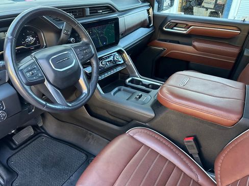 Used 2024 GMC Sierra 2500 Denali Ultimate image 10
