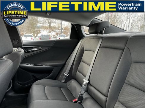 Used 2023 Chevrolet Malibu LT image 14
