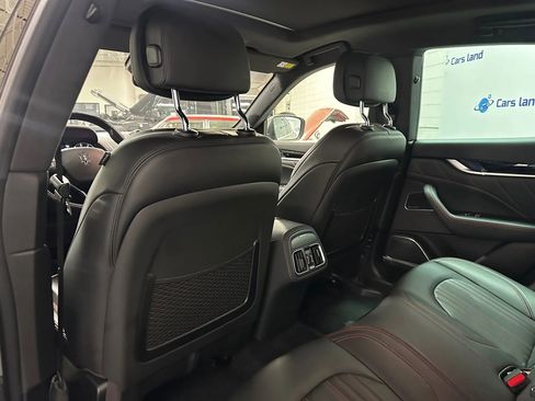 Used 2022 Maserati Levante Modena image 15