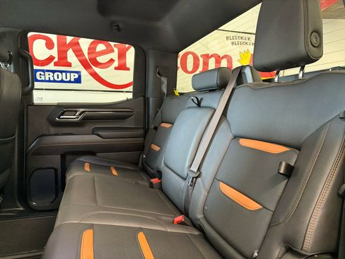 Used 2024 GMC Sierra 1500 AT4 w/ Technology Package image 20