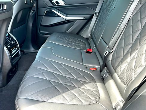 New 2026 BMW X5 sDrive40i w/ M Sport Package RWD image 15