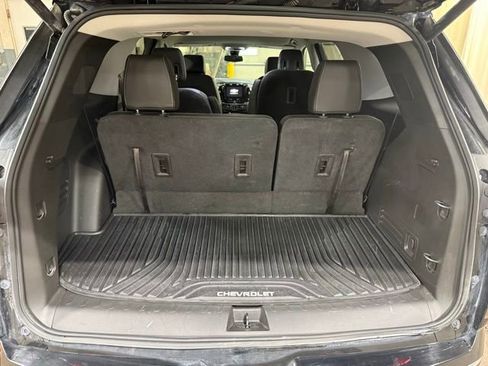 Used 2018 Chevrolet Traverse Premier image 11