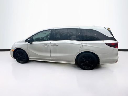 Certified 2023 Honda Odyssey Sport image 4