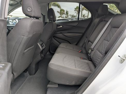 Used 2021 Chevrolet Equinox LT FWD image 15