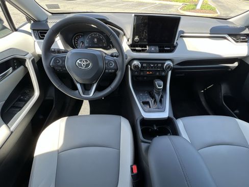 Used 2023 Toyota RAV4 XLE Premium AWD/4WD image 24