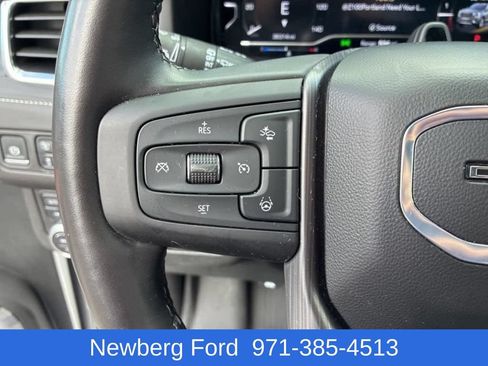 Used 2024 GMC Yukon XL Denali Ultimate AWD/4WD image 18