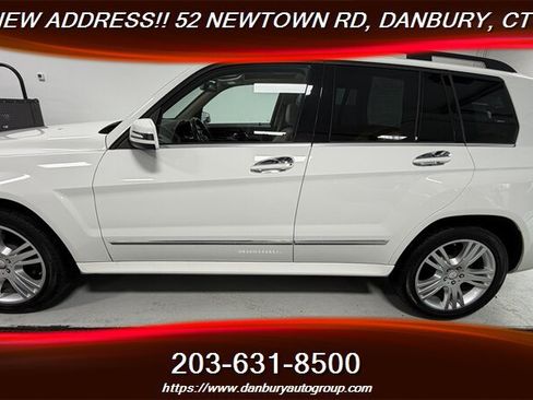 Used 2014 Mercedes-Benz GLK 350 4MATIC image 2