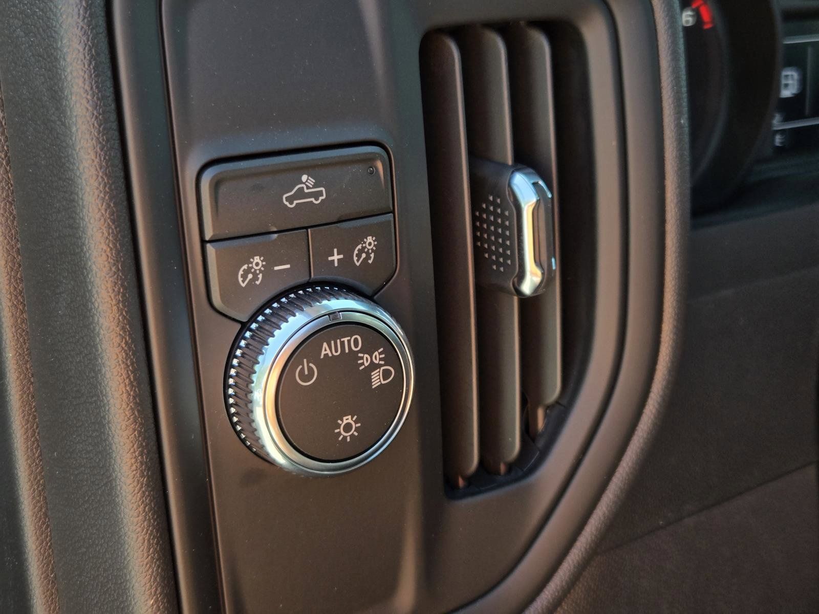 New 2026 GMC Sierra 1500 Pro w/ Pro Value Package RWD image 9