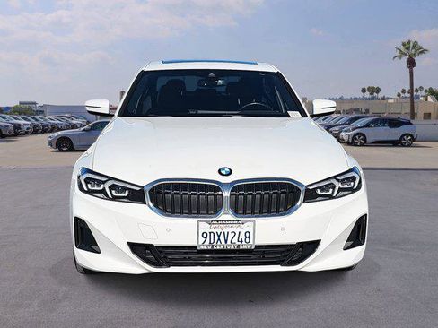 Certified 2023 BMW 330i Sedan w/ Convenience Package image 2