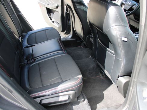 Used 2023 Ford Escape ST-Line image 13