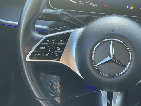 Used 2022 Mercedes-Benz C 300 Sedan w/ Exclusive Trim Package image 8