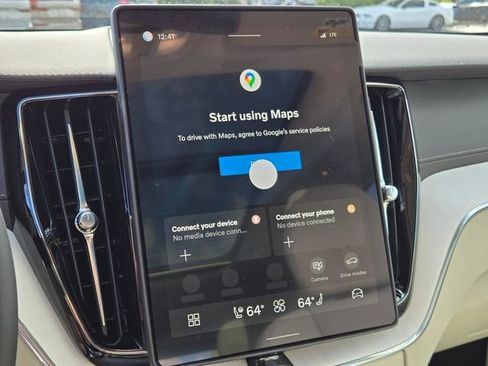 New 2026 Volvo XC60 B5 Ultra w/ Protection Package Premier image 22