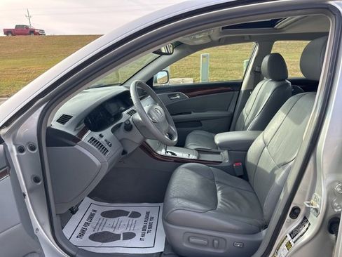 Used 2008 Toyota Avalon XL image 9