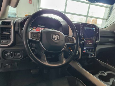 Used 2022 RAM 1500 Laramie image 12