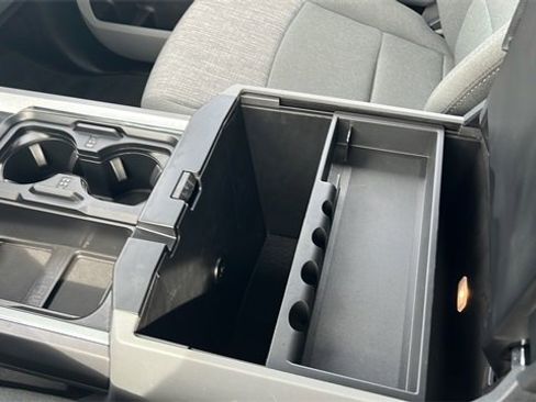 Used 2025 Ford F250 XLT w/ FX4 Off-Road Package image 30