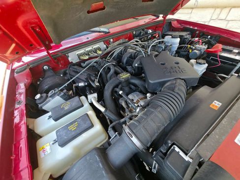 Used 2010 Ford Ranger Sport RWD image 29