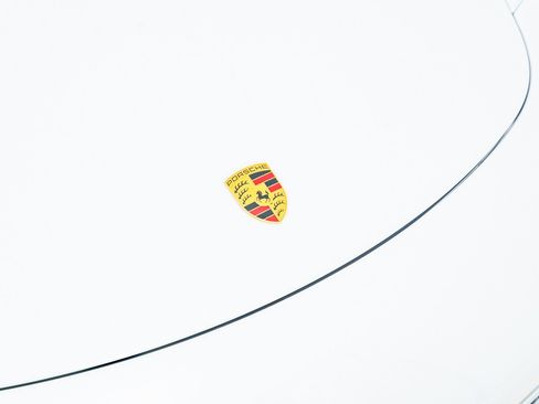 Used 2018 Porsche 911 Carrera T w/ Carrera T Interior Package image 33