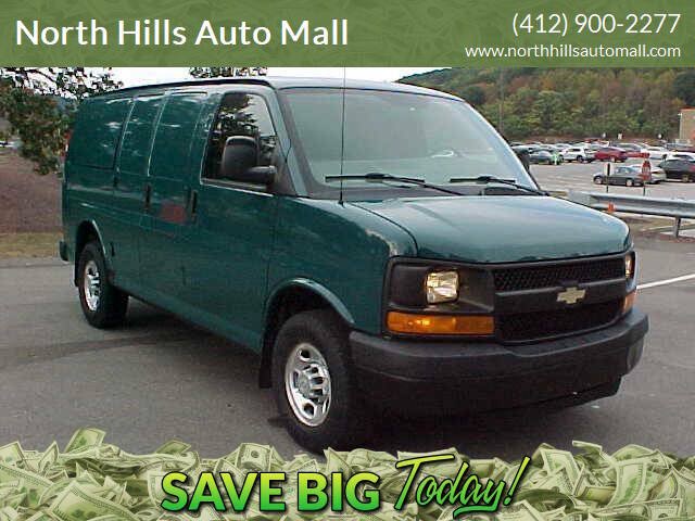 Used 2011 Chevrolet Express 3500 RWD image 1
