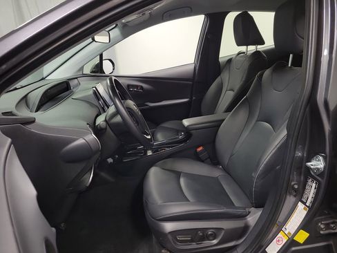 Used 2020 Toyota Prius Prime XLE FWD image 13