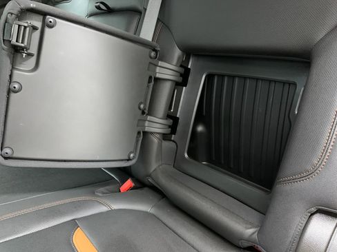 Used 2021 GMC Sierra 1500 AT4 w/ AT4 Premium Package image 18